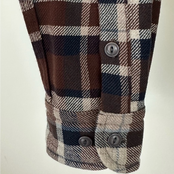 Pendleton Virgin Wool Plaid Button Front Shirt! Size Medium! Excellent Condition - Picture 8 of 8